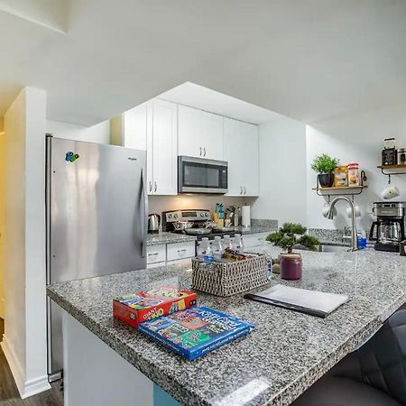 Lovely Comfort Uptown Condo For Houston Trip. Екстериор снимка