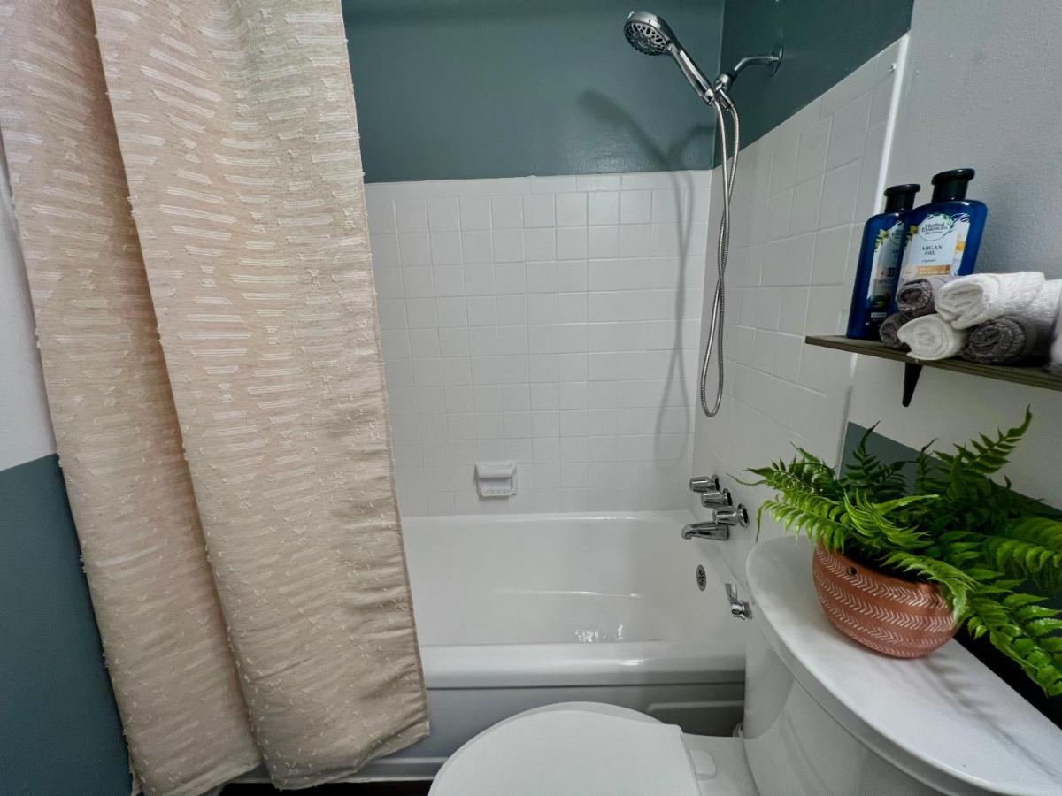 Lovely Comfort Uptown Condo For Houston Trip. Екстериор снимка