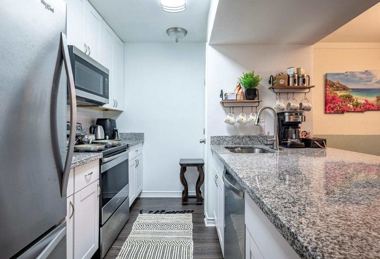 Lovely Comfort Uptown Condo For Houston Trip. Екстериор снимка