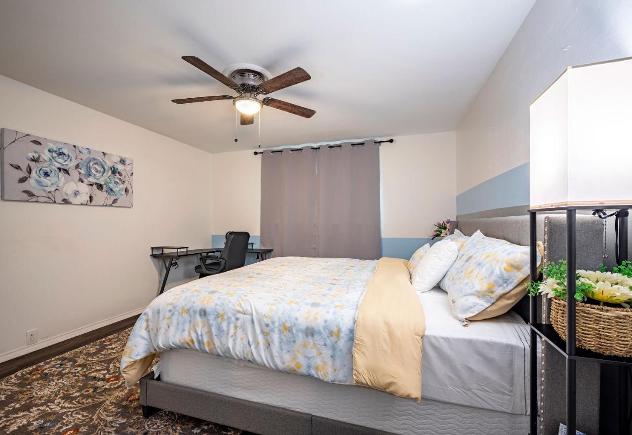Lovely Comfort Uptown Condo For Houston Trip. Екстериор снимка