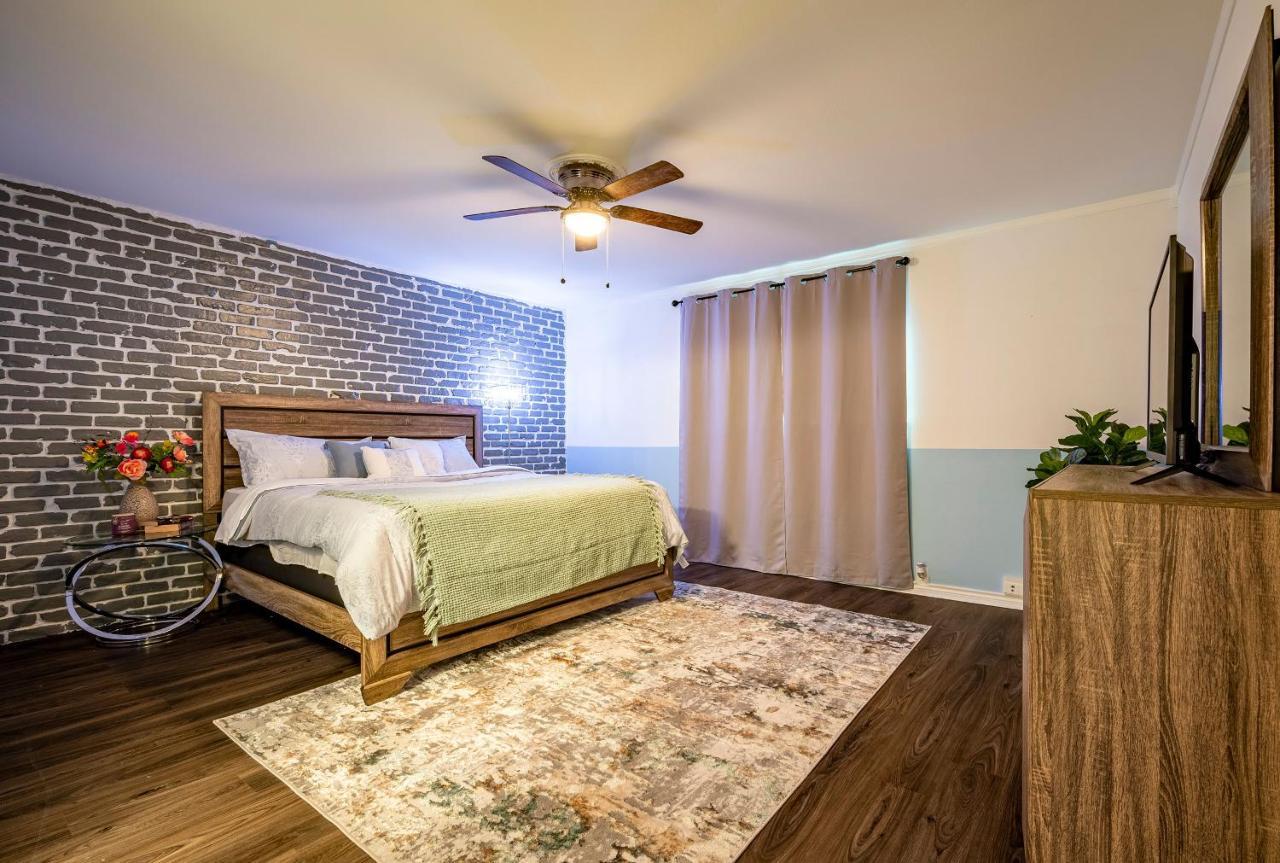 Lovely Comfort Uptown Condo For Houston Trip. Екстериор снимка