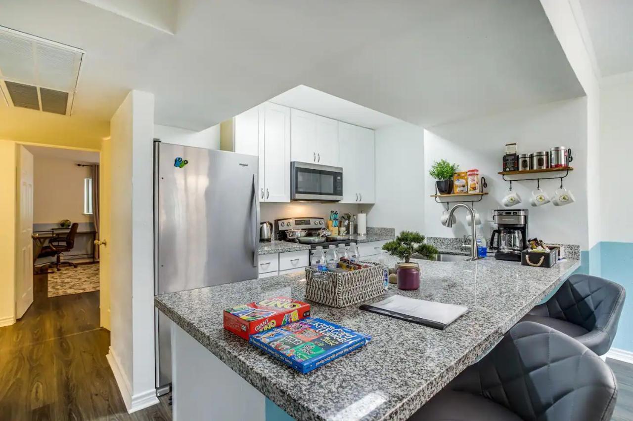 Lovely Comfort Uptown Condo For Houston Trip. Екстериор снимка